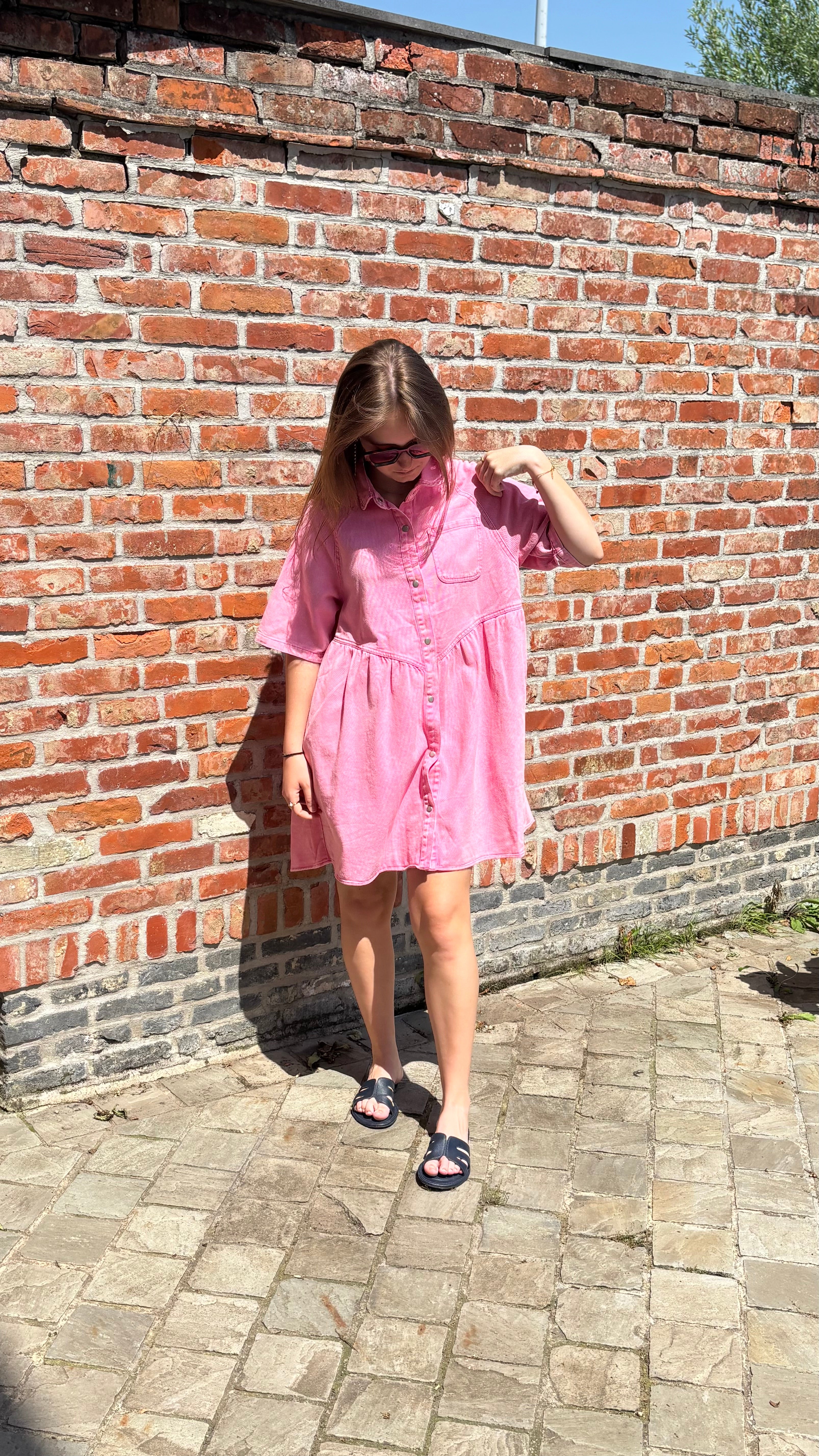 DRESS